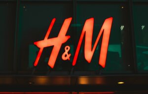 H&amp;AMP;M